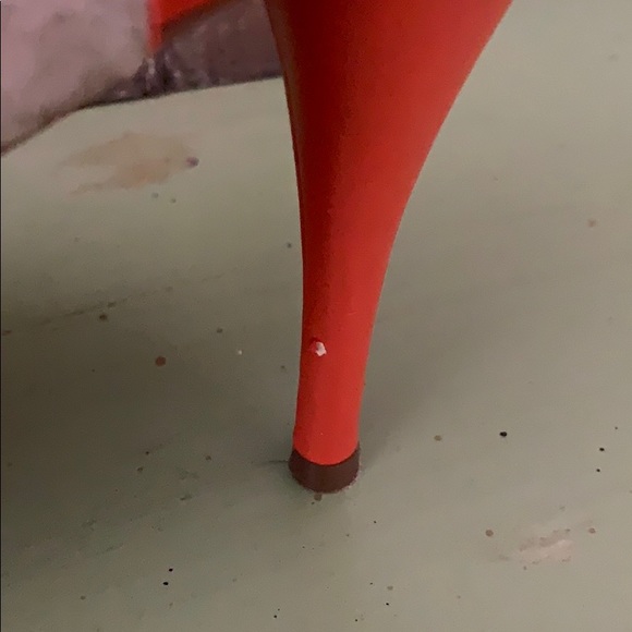 Pumps - Picture 6 of 6